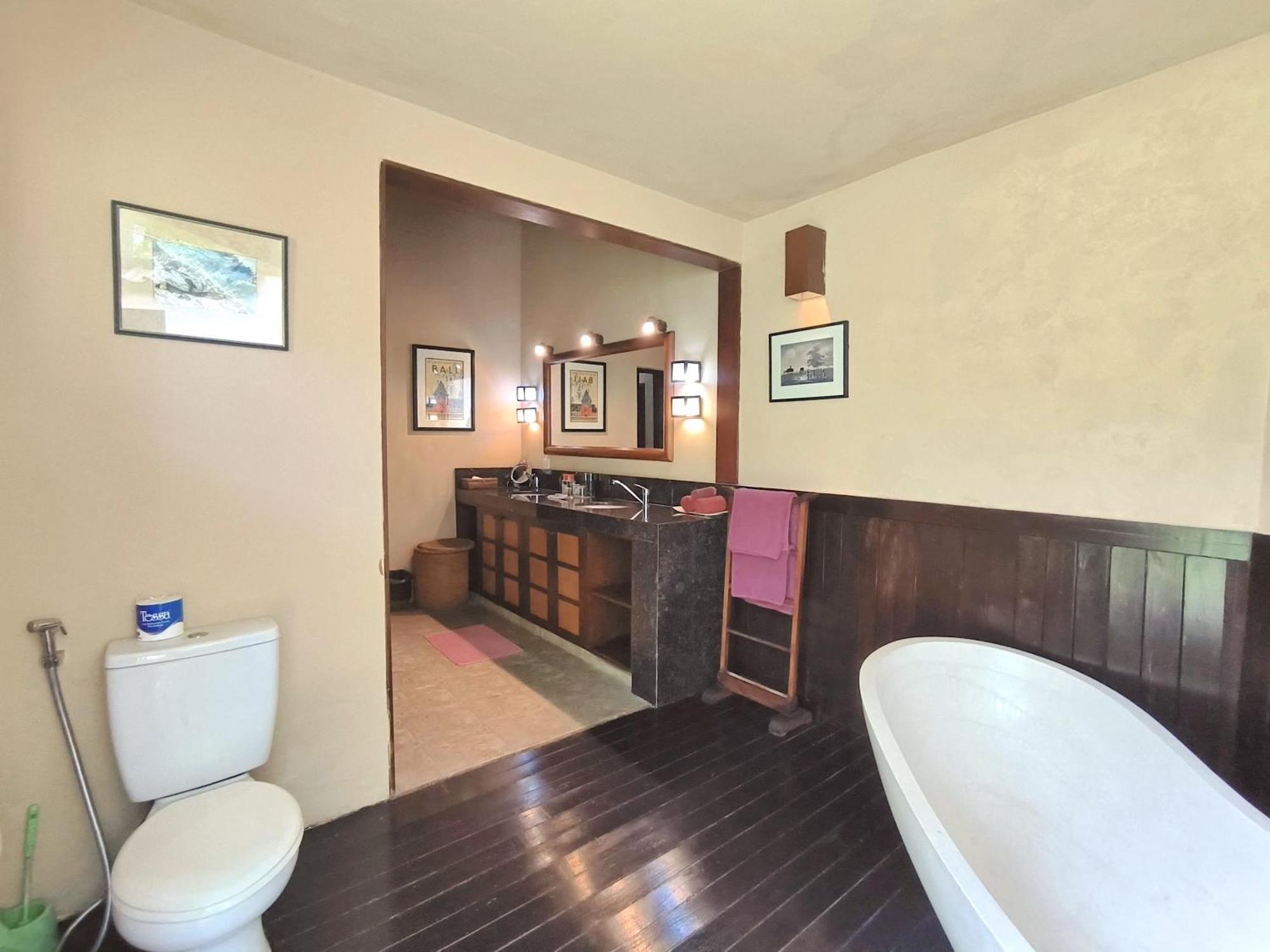 Villa Plawa Asri Seminyak  Ngoại thất bức ảnh