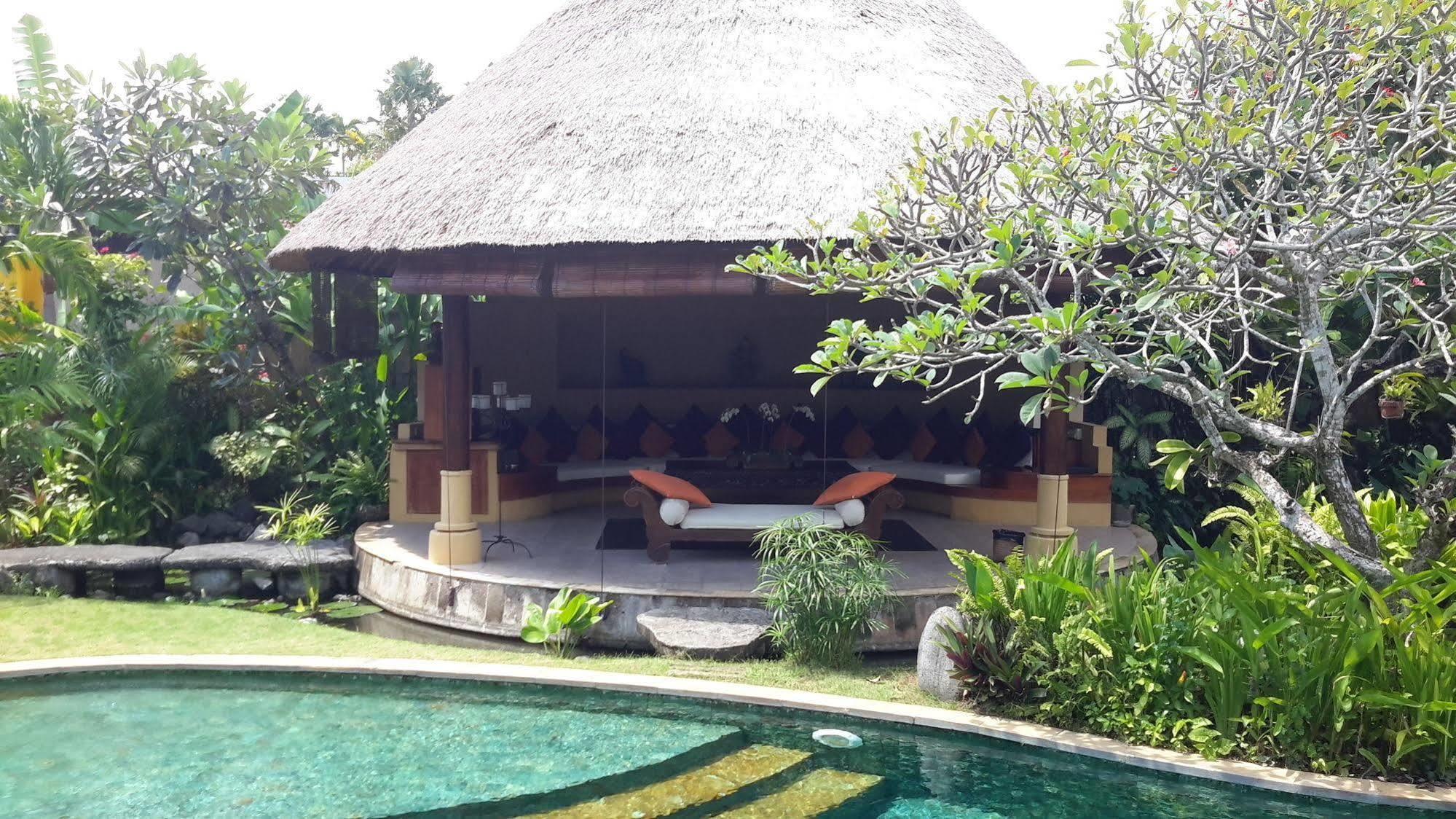 Villa Plawa Asri Seminyak  Ngoại thất bức ảnh