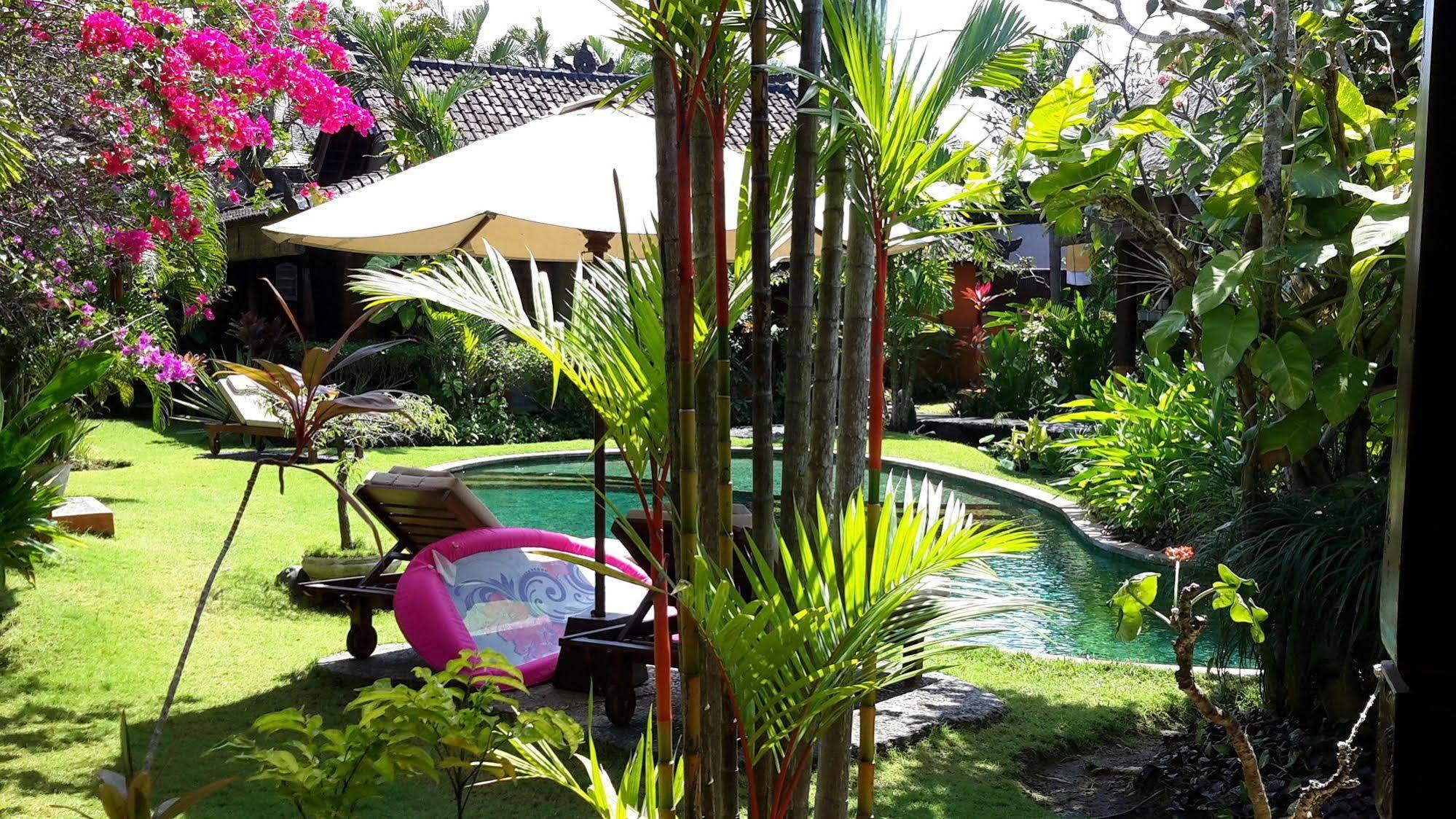 Villa Plawa Asri Seminyak  Ngoại thất bức ảnh