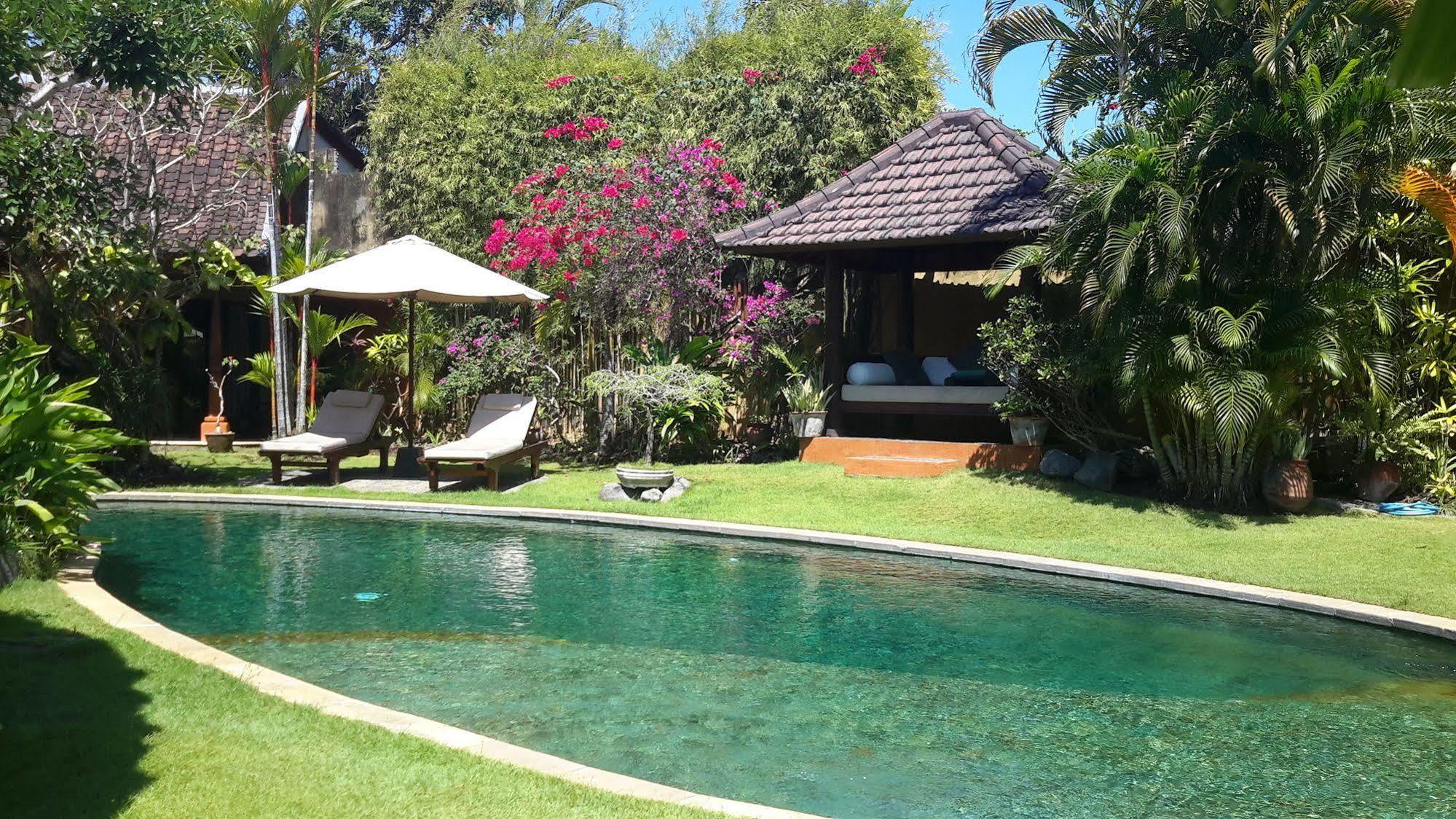 Villa Plawa Asri Seminyak  Ngoại thất bức ảnh